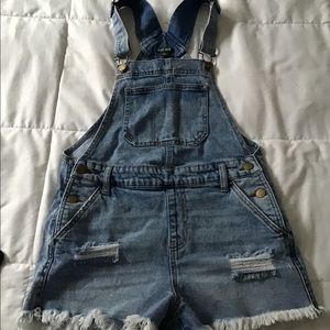 Overall shorts